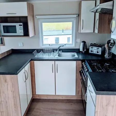 Apartment Large 4 Person Couples And Family Caravan In Newquay Bay Newquay (Cornwall)