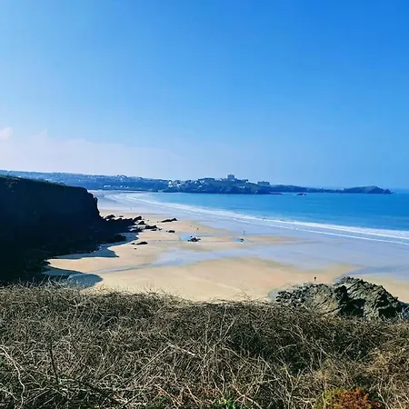 Apartment Large 4 Person Couples And Family Caravan In Newquay Bay *